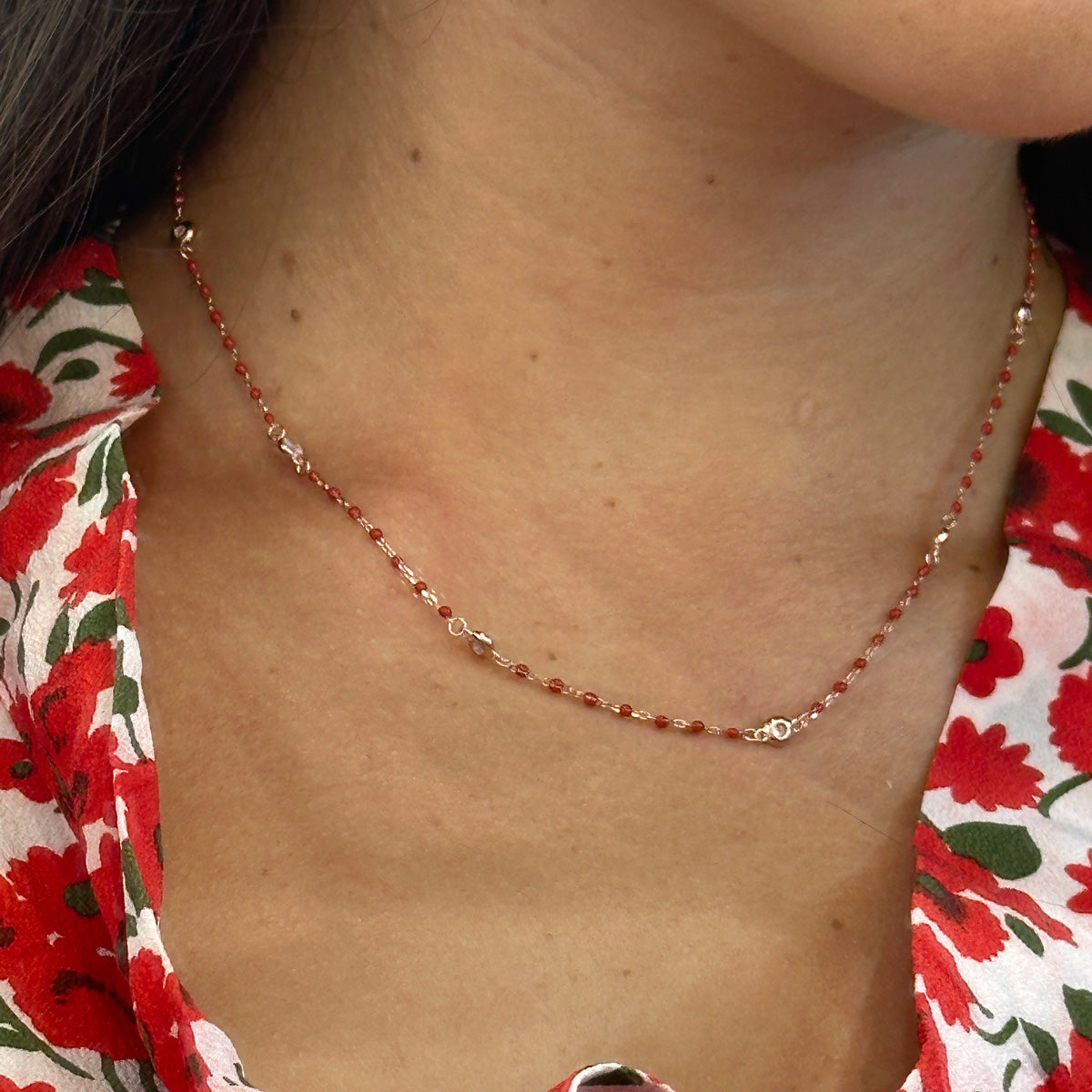 Girocollo con Pietre Rosse e Zirconi Bianchi