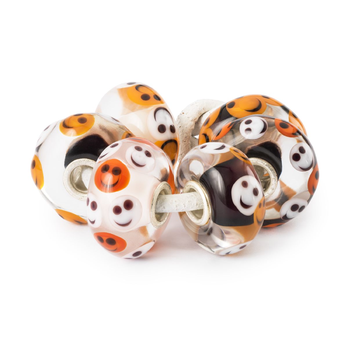 Set Happy Families Trollbeads | Set di beads in vetro che raffigurano faccine sorridenti | TGLBE-00244