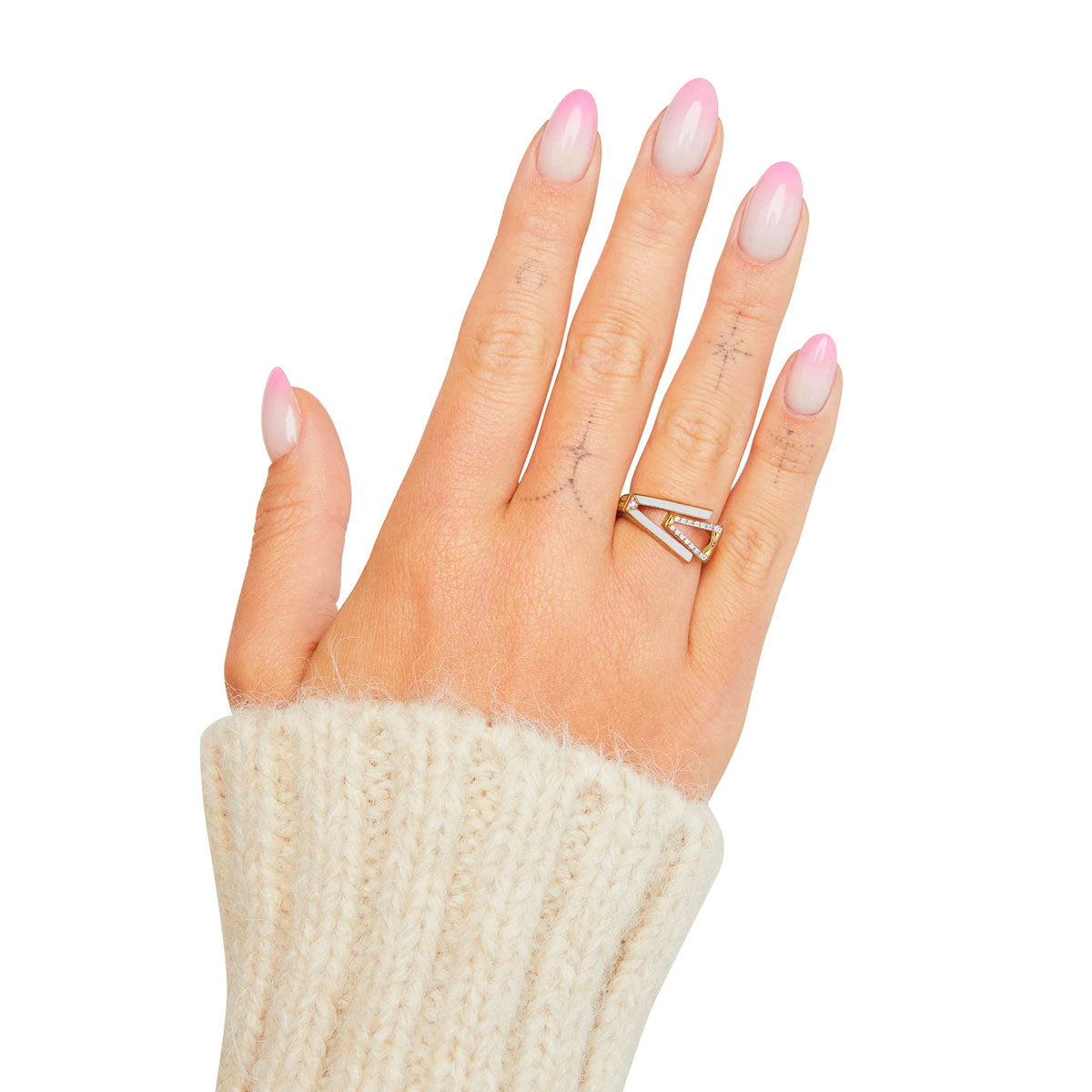 L'Anello MIA WHITE indossato da Valentina Ferragni