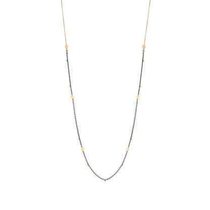 Collana lunga 95 cm, con catena verniciata in nero, zirconi bianchi e medagliette pendenti - GIPSY CHIC Rue des Mille