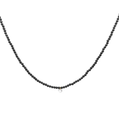 Girocollo con filo di pepite di zirconi milky neri e uno zircone bianco pendente - GIPSY CHIC Rue des Mille