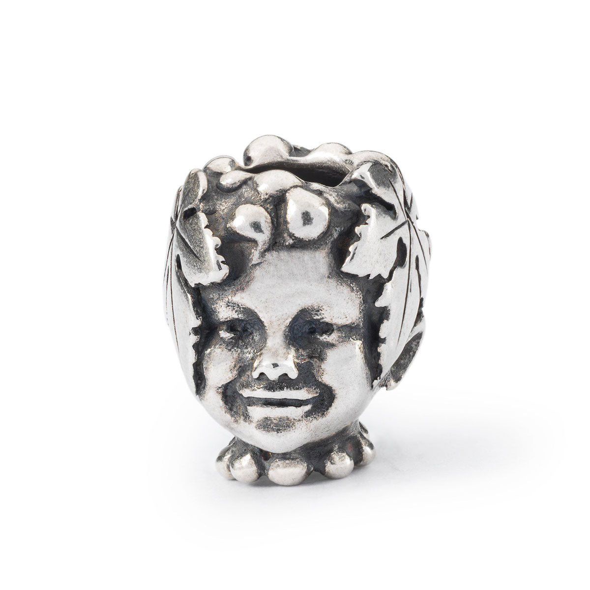 Bacco Trollbeads ﻿è un beads in argento che raffigura il Dio Bacco, Dio del vino e della vendemmia.