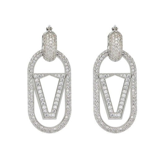 CARO ZIRCONIA sono gli orecchini pendenti in argento 925 di forma ovale e ricoperti di zirconi bianchi disegnati da Valentina Ferragni.